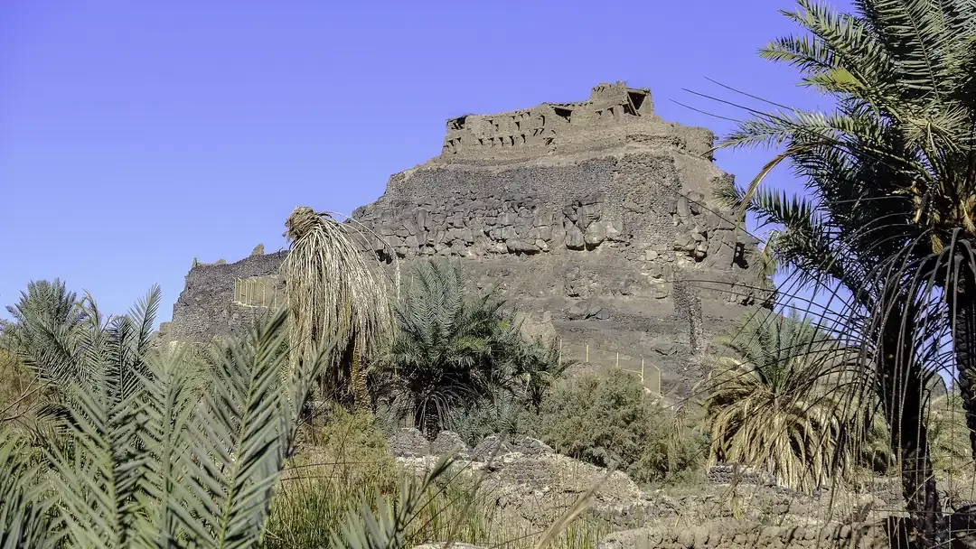 Khaybar and its forts